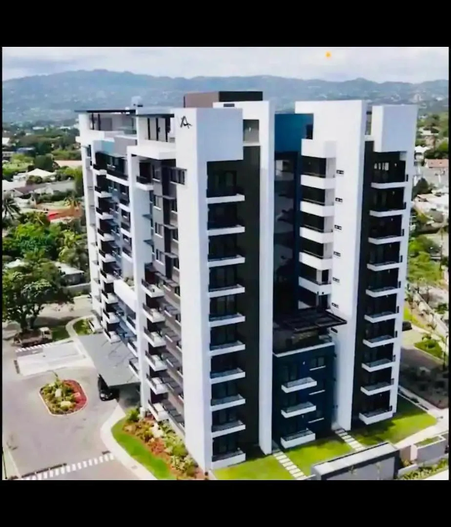 Impeccable 2-Bed Apartment In Kingston